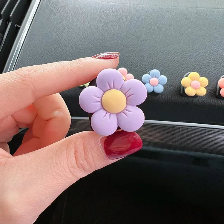 Cute Flower Car Air Vent Perfume Clip Aromatherapy Diffuser
