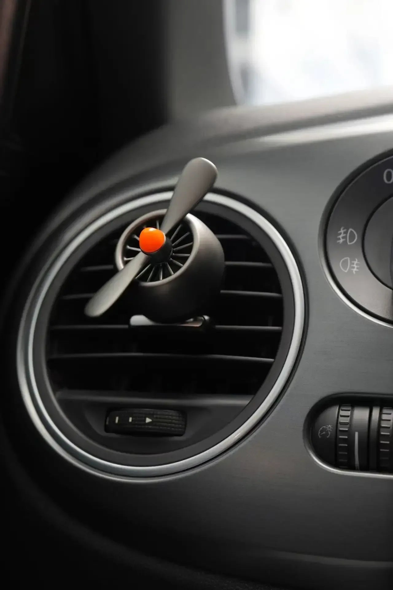 Aircraft Car Perfume Diffuser - Air Vent Clip Aromatherapy