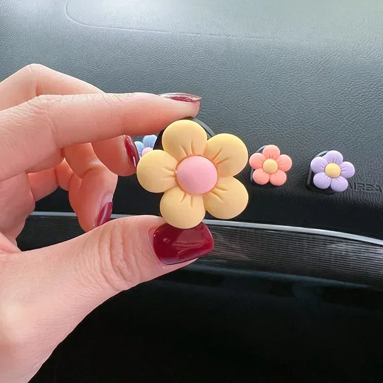Cute Flower Car Air Vent Perfume Clip Aromatherapy Diffuser