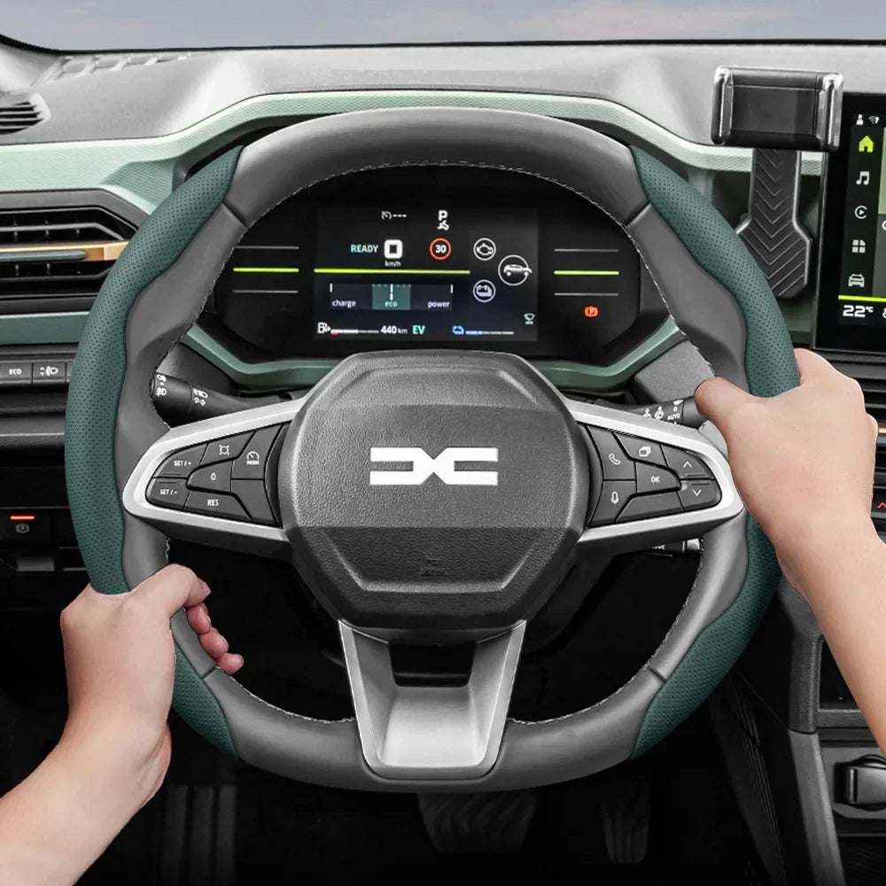 Dacia Breathable Leather Steering Wheel Cover
